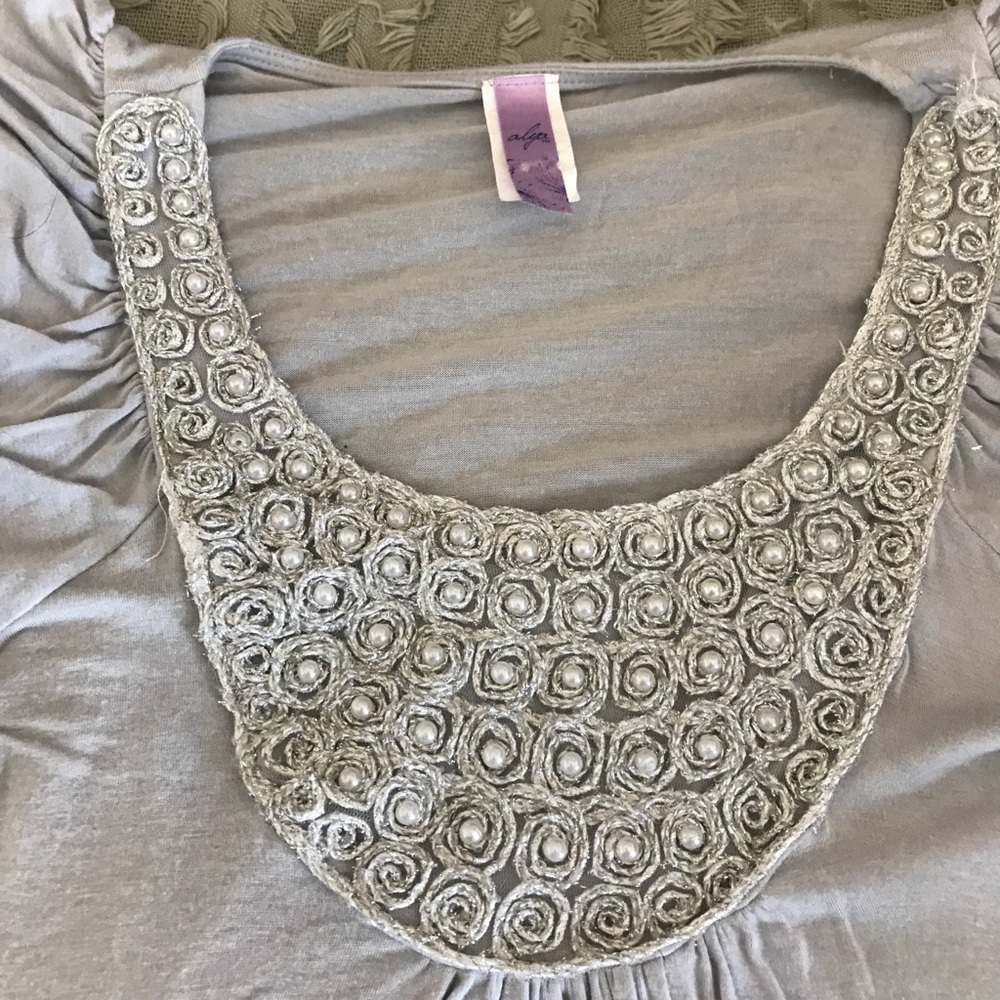 Silver top - Picture 2 of 2